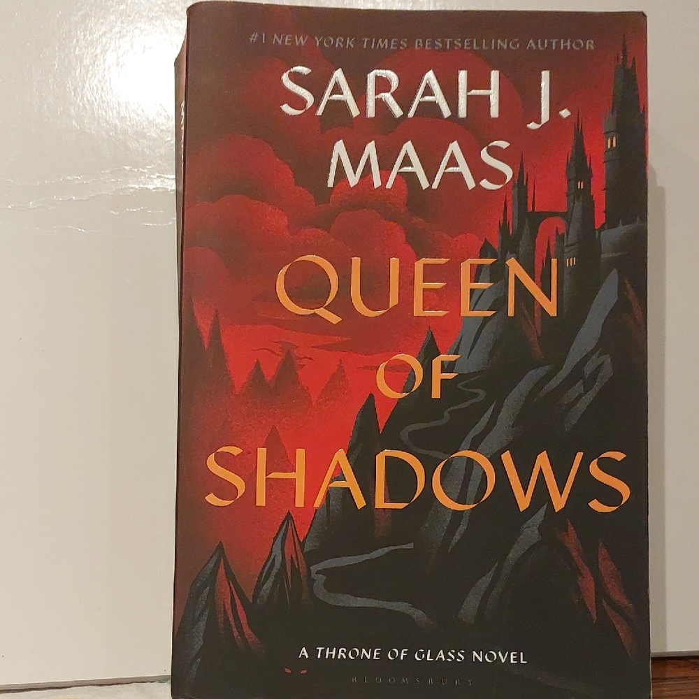 Queen of Shadows Book by Sarah J. Maas